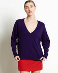 Studio Cashmere. Oversized cashmere V-neck sweater RIA 3