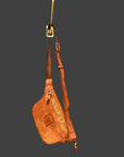 Waist Bag Cow• Composition: 100% Leather• Lining: 100% Cotton• X0001C1502• Color: Cognac