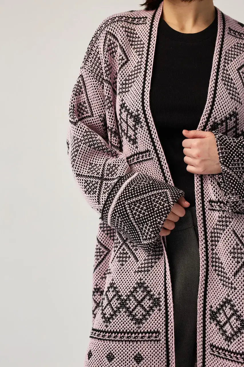 UKR. Knitted Women&#39;s Cardigan, Ruta Powder