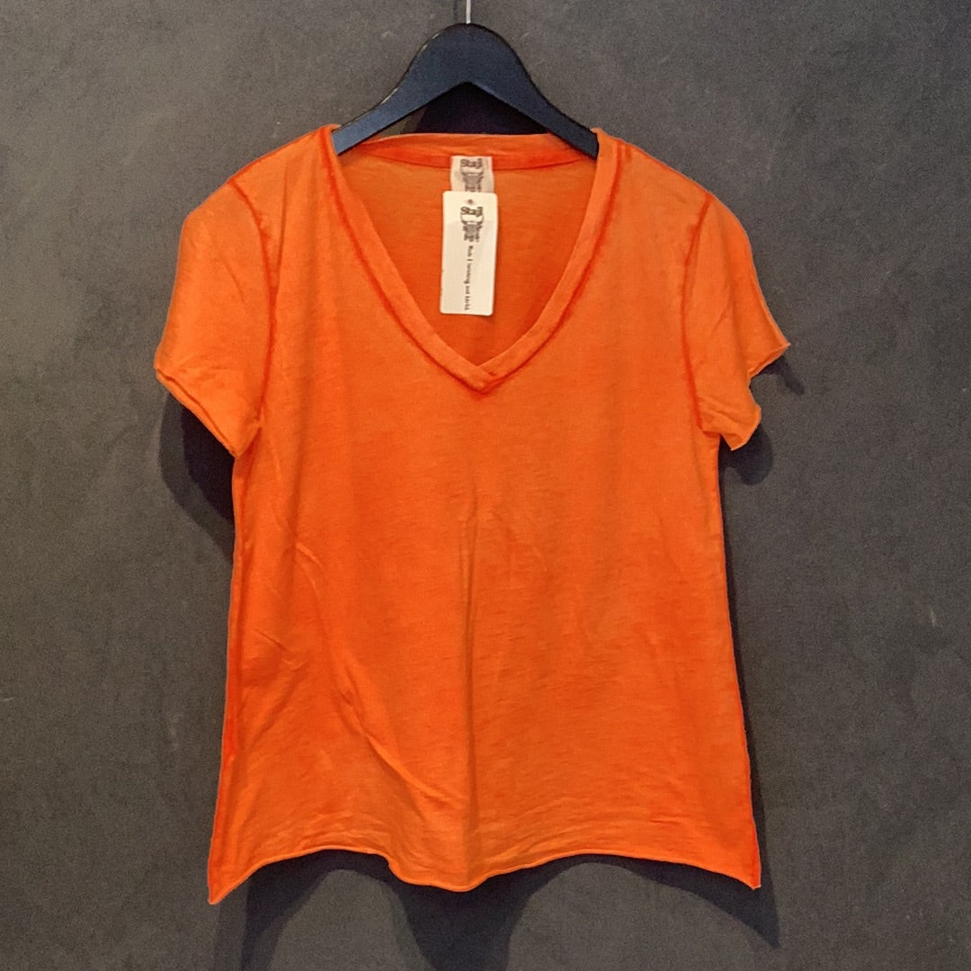 V.Neck Tshirt. One Size. Color: Mandarin