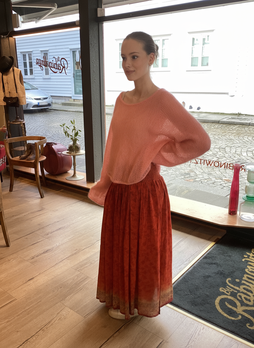 Vienna skirt. One Size. No. 13K