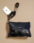 Elsa - Little Shoulder Bag. Leather. Color:Black. X0001 C0001