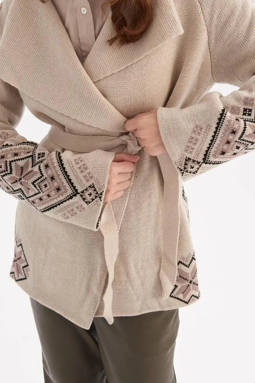 UKR. Knitted Cardigan Kristina Milk
