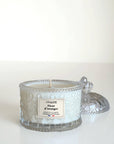 L’Echoppe. Dome Scented Candle - Floral.  Chevrefeuille.