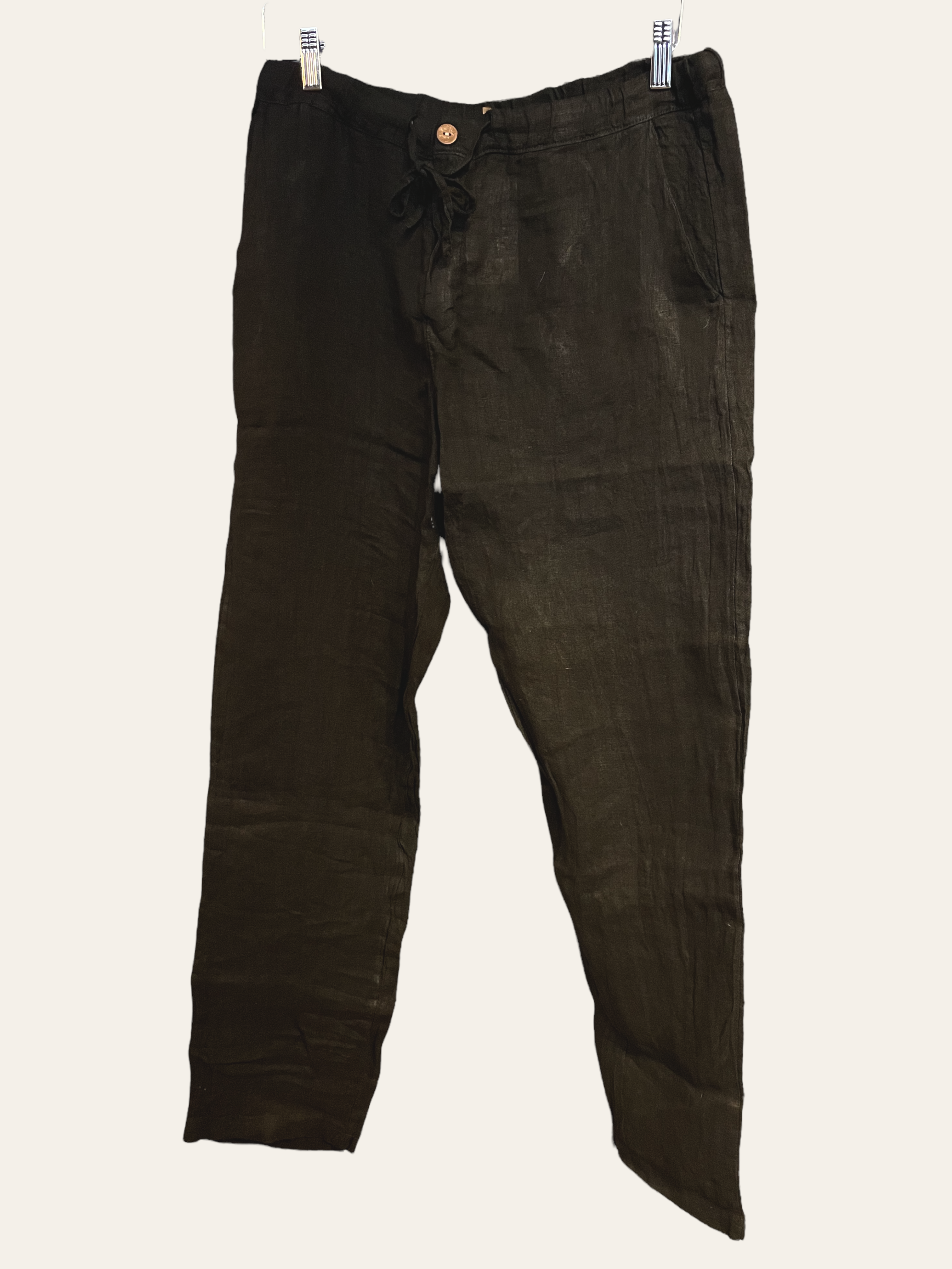 Stajl linen pants (male model)